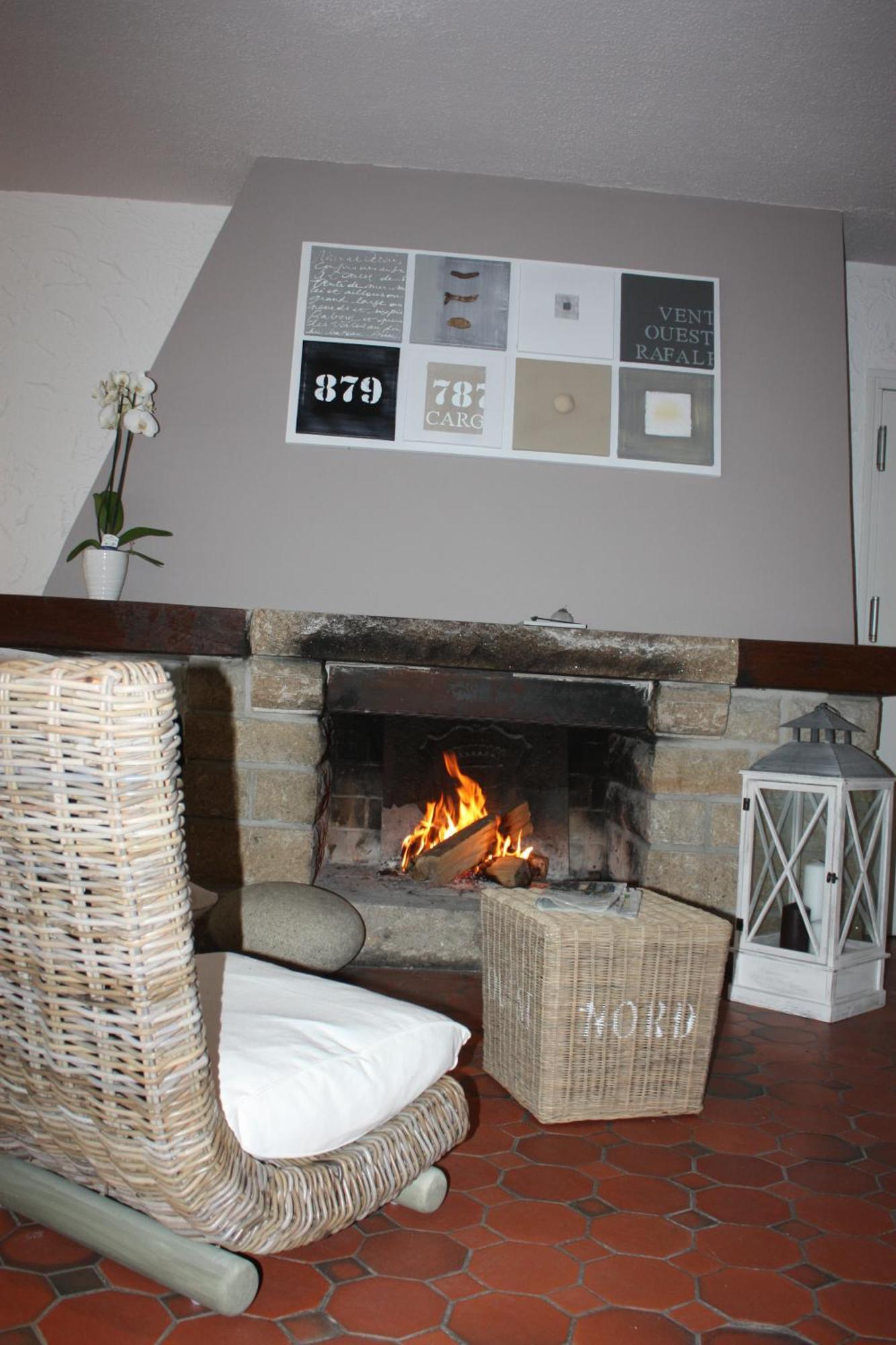 Latitude Ouest Hotel Restaurant & Spa Locronan Luaran gambar